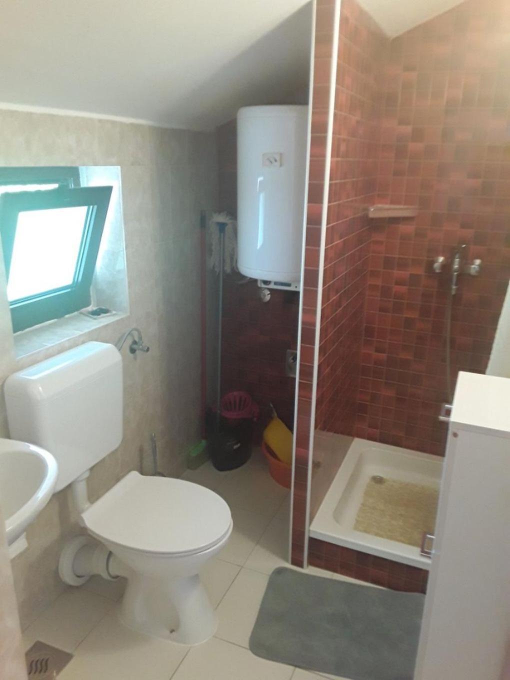 Apartments Frane-20M From Beach Barbat na Rabu Exterior photo