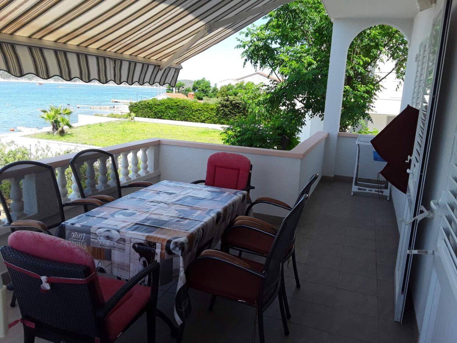 Apartments Frane-20M From Beach Barbat na Rabu Exterior photo